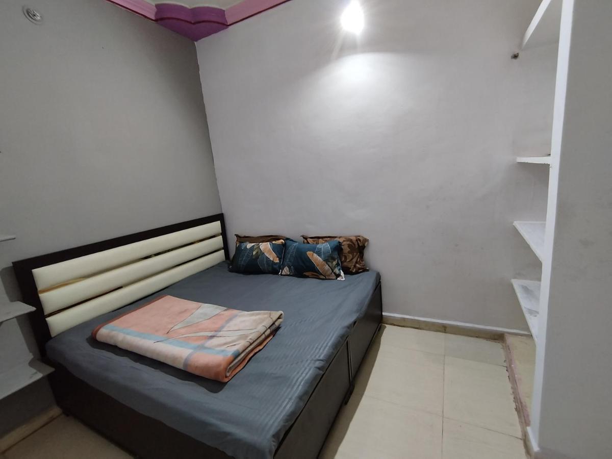 Kalpeshwar Homestay Удджайн Экстерьер фото
